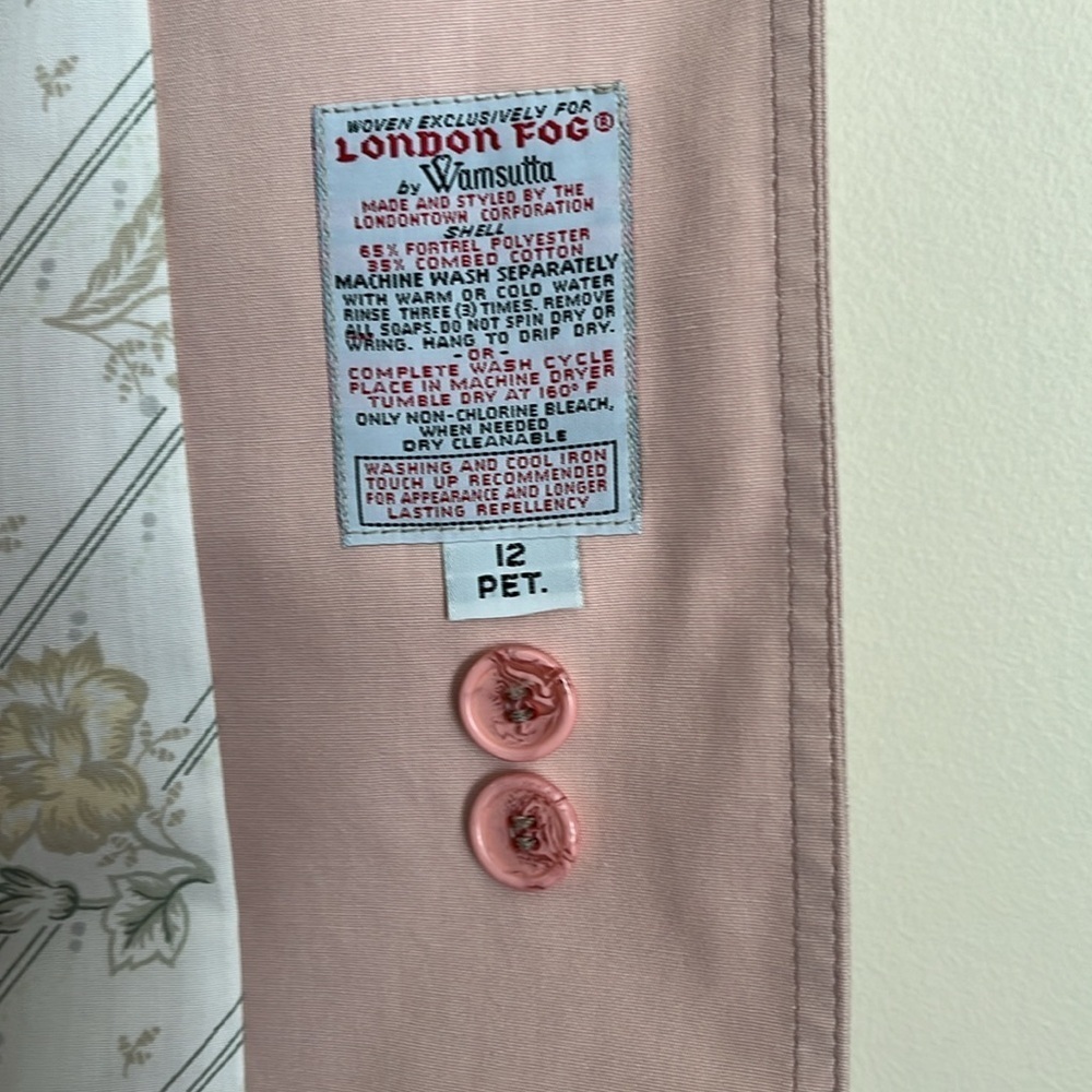 Vintage London Fog Pink Trench Coat - Picture 11 of 11